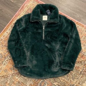 Women’s A&F Faux Fur 3/4 Silver Zip Pullover Jacket Green Small NWOT